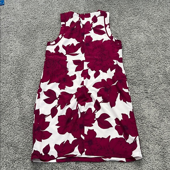 Banana Republic Women’s White & Burgundy Floral Sleeveless Shift Dress - Size 12 - Picture 4 of 9